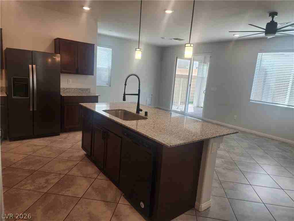 6957 Antequera St - Photo 7 of 33