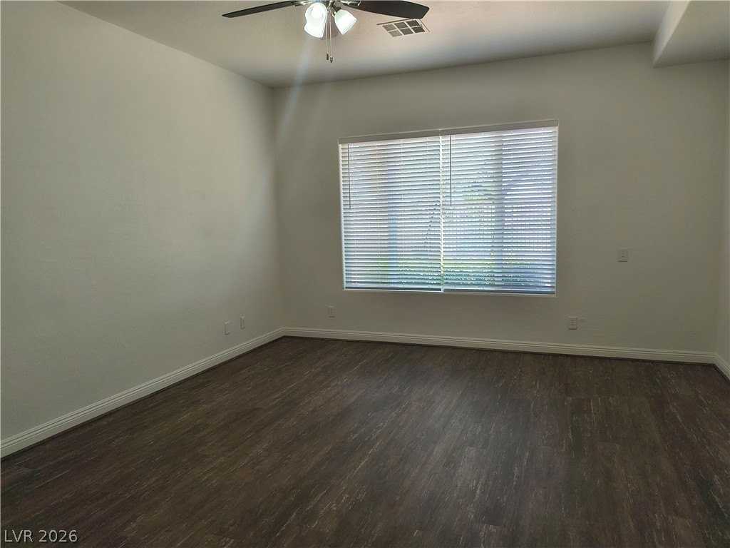 8754 Mayport Dr - Photo 7 of 47