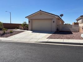 featured image of 2341 Thornwood Castle Dr