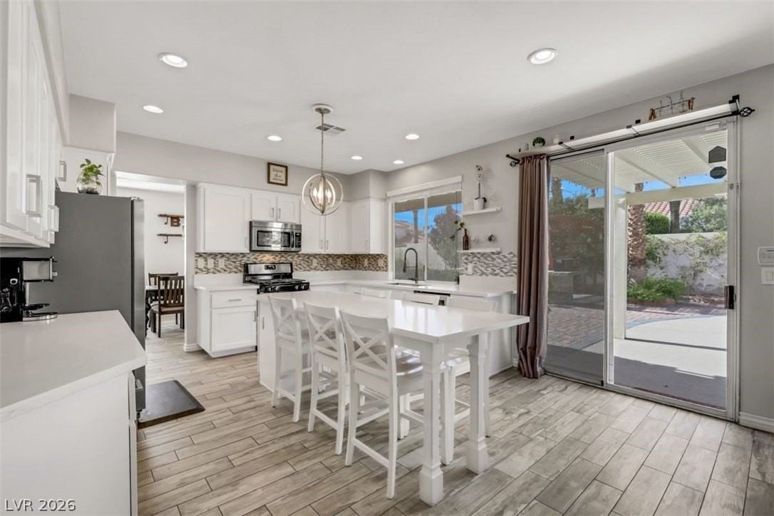 1124 Dover Glen Dr - Photo 6 of 50