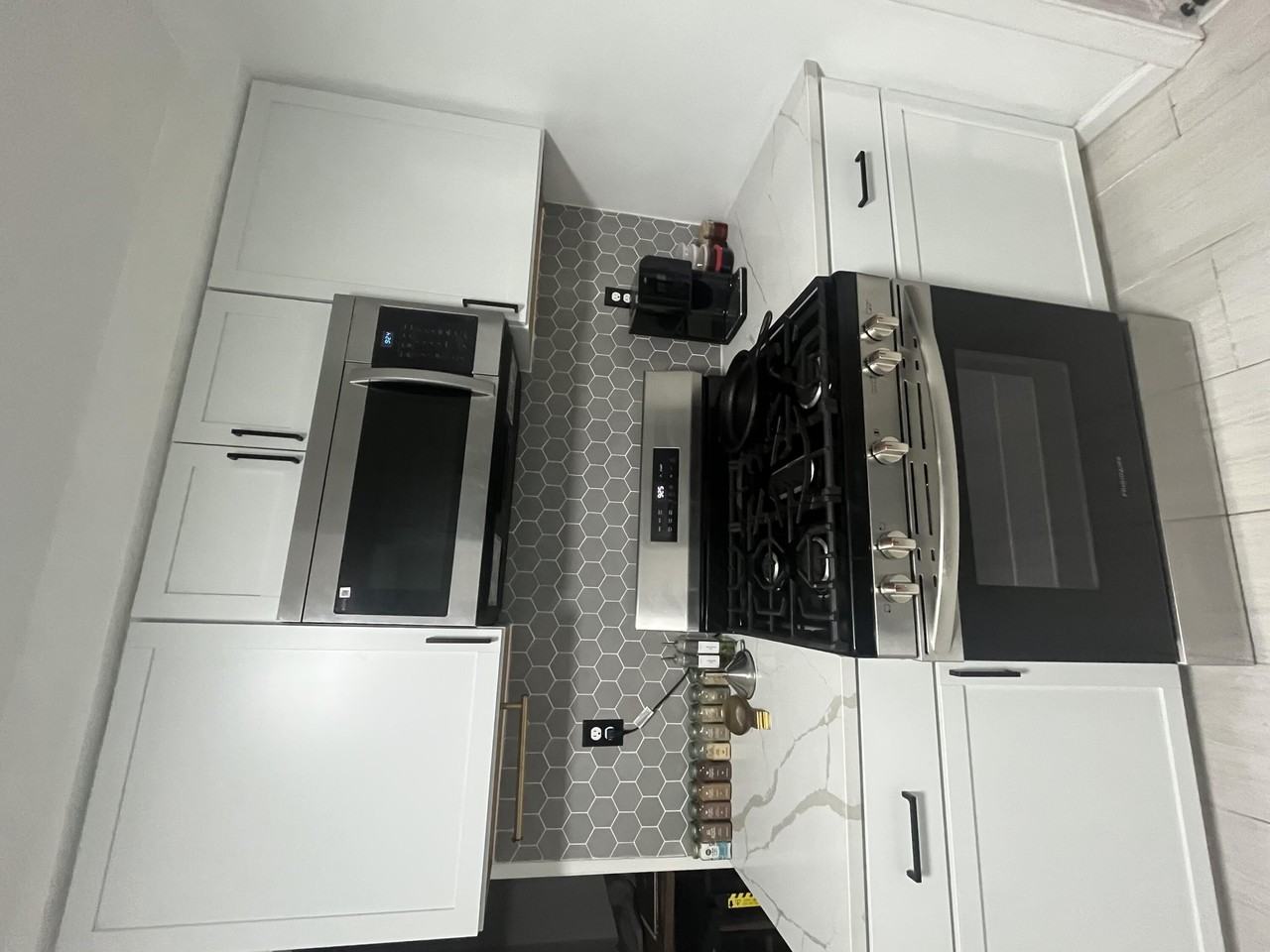 19186 Sunderland Rd - Photo 7 of 9