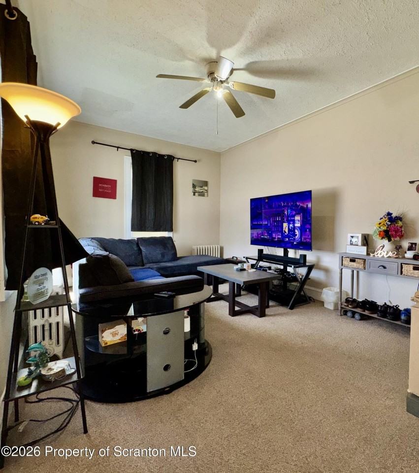 609 3rd St Unit 1 - Photo 7 of 12