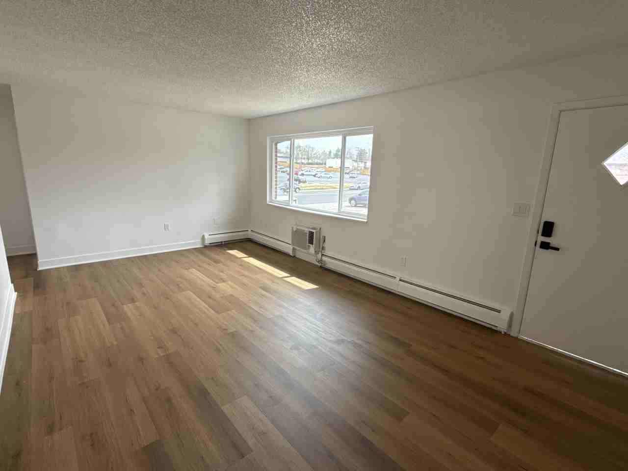 115 South 18th Avenue - 6 Plex - Photo 2 of 21