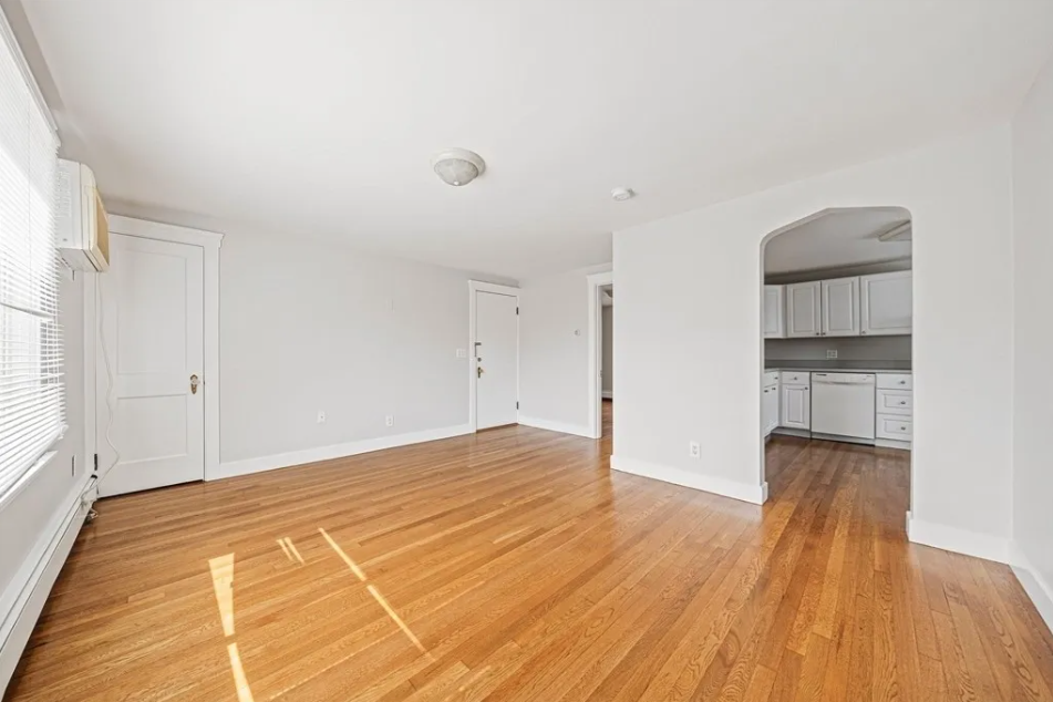 10-16 Hartwell St, Waltham - Photo 7 of 13