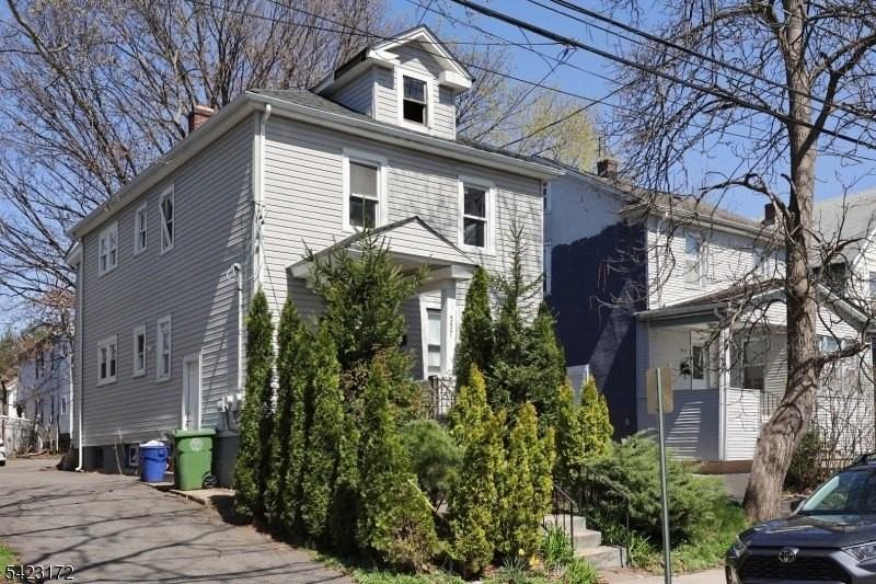 337 White St - Photo 3 of 16