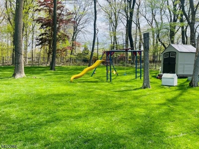 227 E Mcclellan Ave - Photo 2 of 21