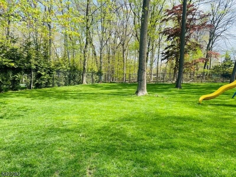 227 E Mcclellan Ave - Photo 3 of 21