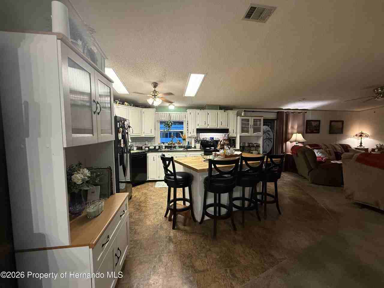 7405 Western Circle Dr - Photo 5 of 48