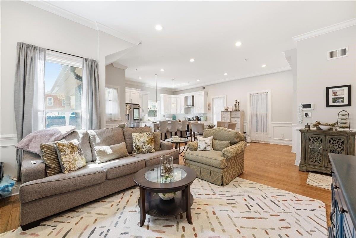 41 Bentley Ave #1 - Photo 2 of 39