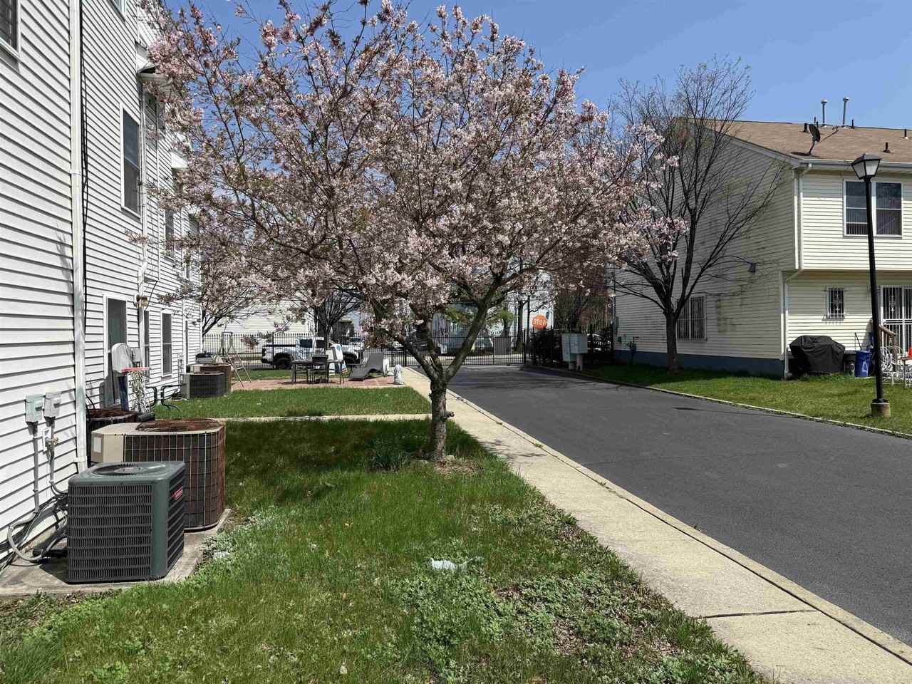 380 Ocean Ave #1 - Photo 3 of 11