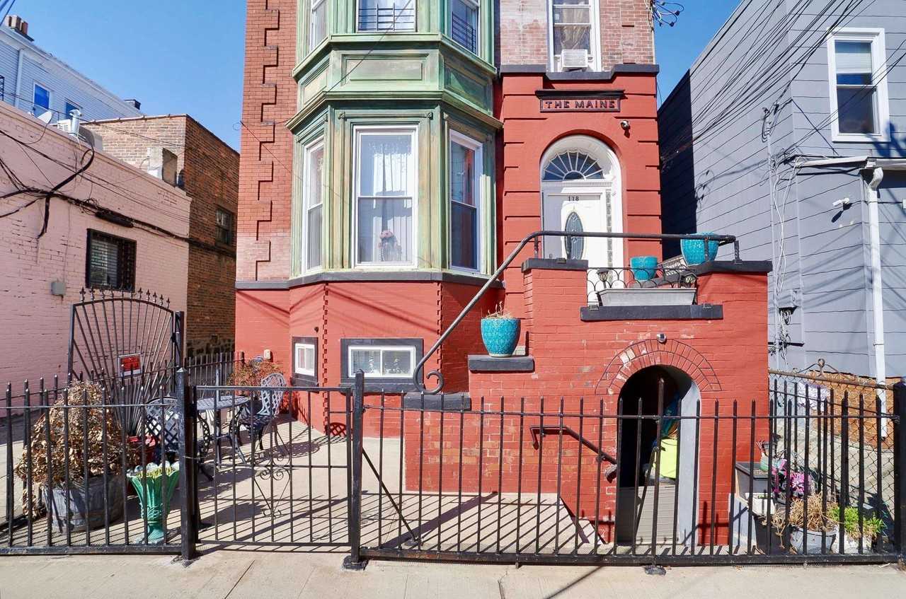 118 Bowers St #3 - Photo 2 of 30