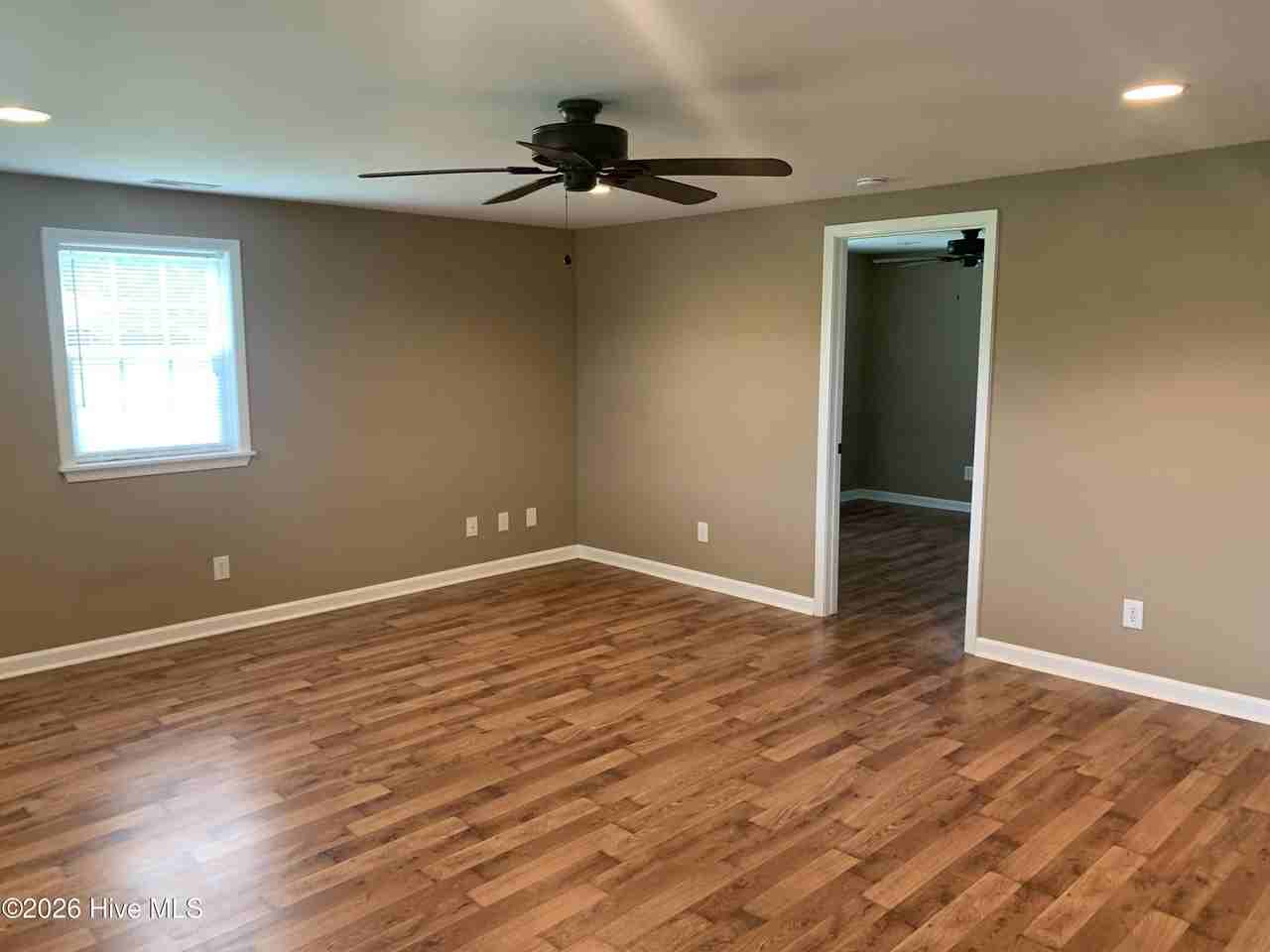 528 Haws Run Rd - Photo 3 of 16