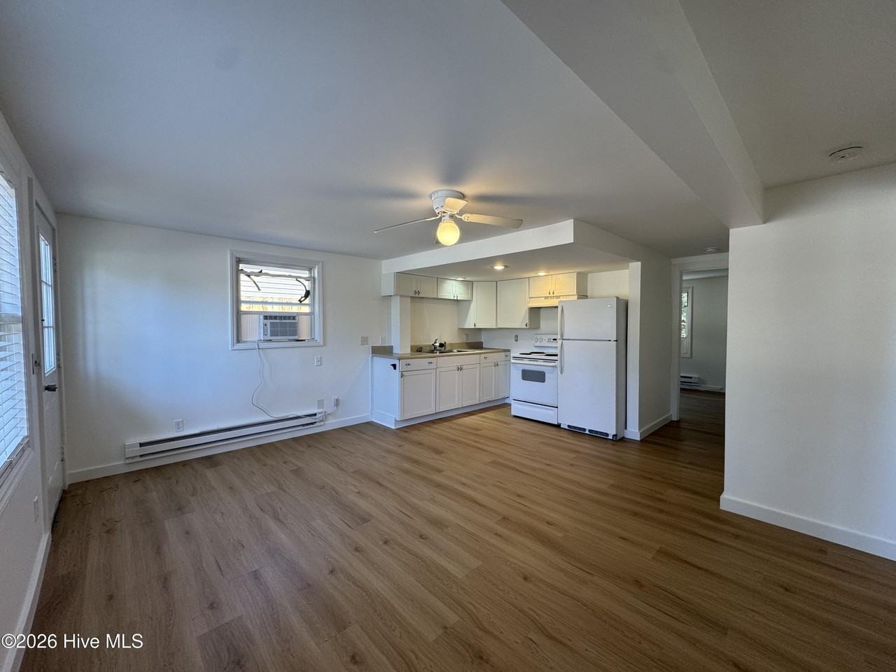 100 Ne 43rd St #1 - Photo 4 of 17