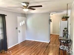 1145 Lavender Rd - Photo 3 of 26