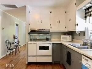 1145 Lavender Rd - Photo 7 of 26