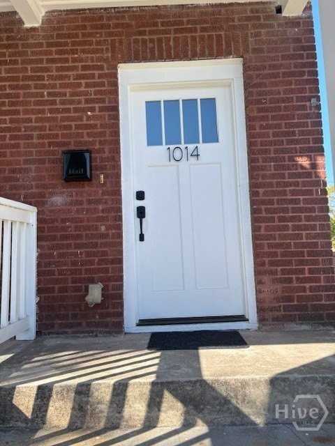 1014 E Anderson St - Photo 2 of 19