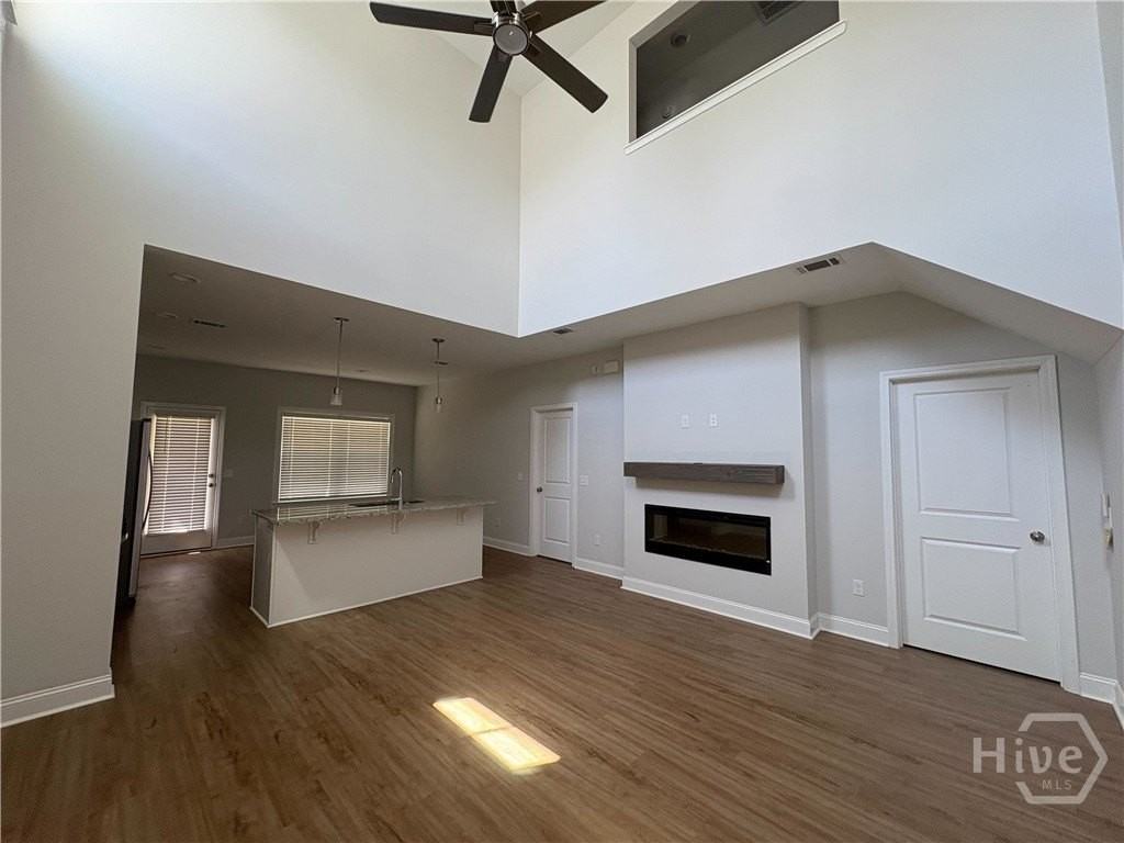 159 Buckingham Dr - Photo 2 of 20