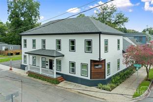 637 E Anderson St Unit B - Photo 1 of 1