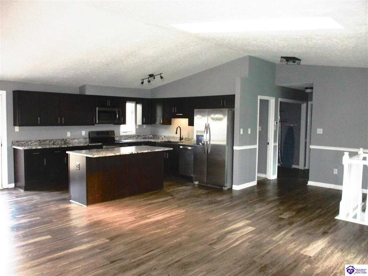 609 Foxfire Rd - Photo 6 of 17