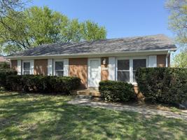 featured image of 909 Gregory Way