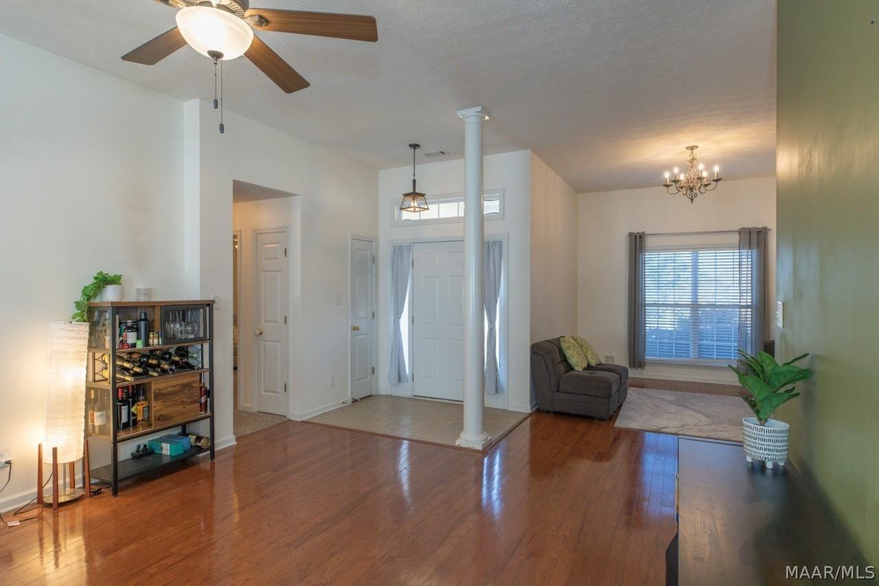 616 Castle Brook Dr - Photo 6 of 40