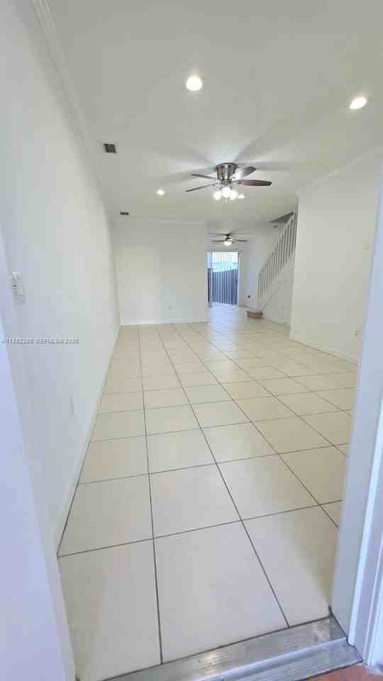 5570 Nw 107th Ave #902 - Photo 7 of 50