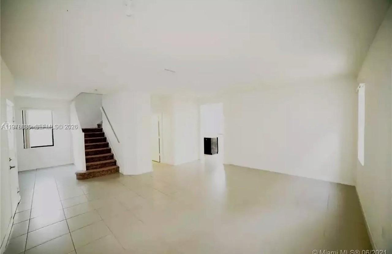 25341 Sw 117th Ave - Photo 4 of 15