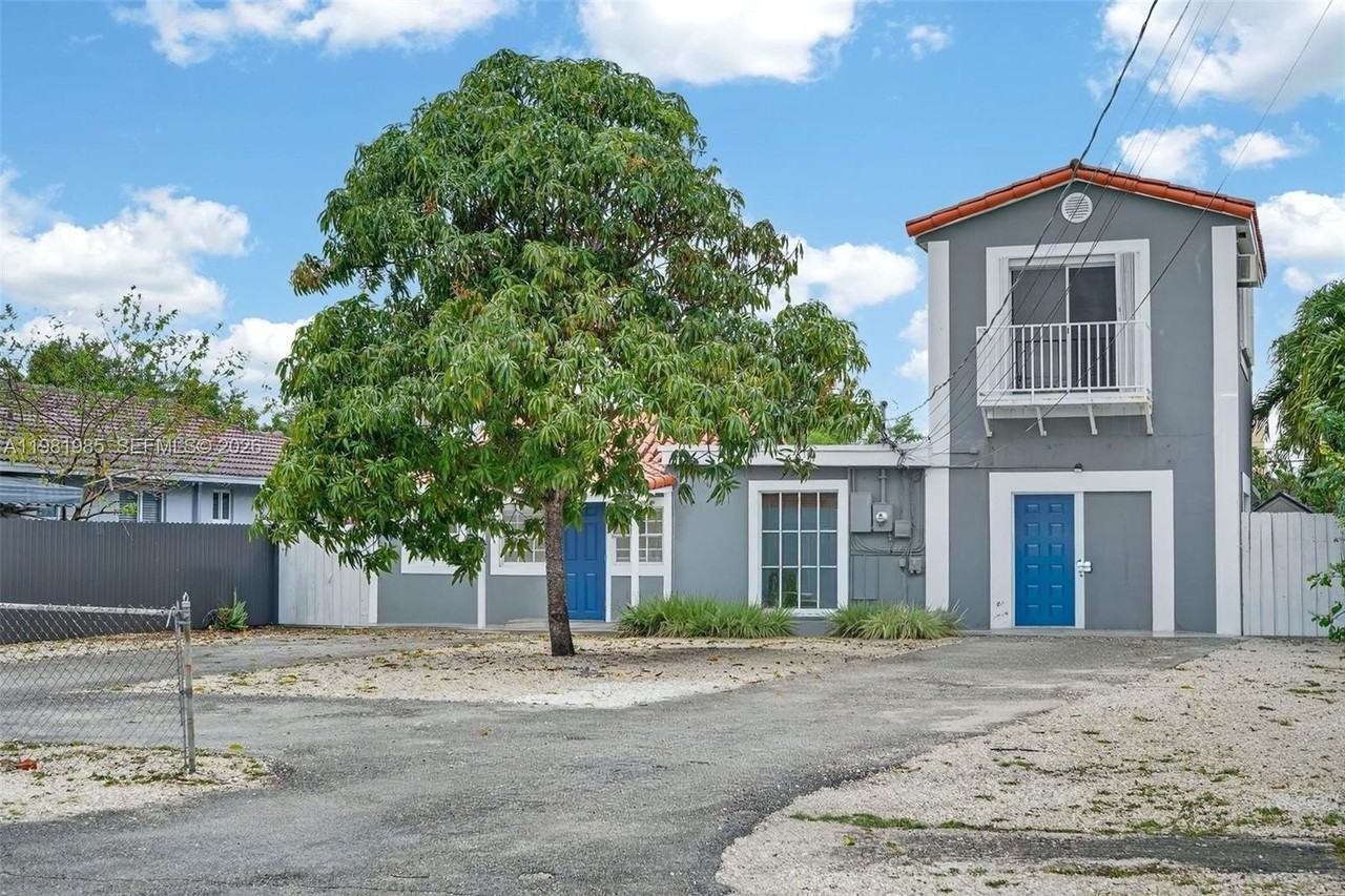 6761 Sw 13th Ter #1 - Photo 2 of 23