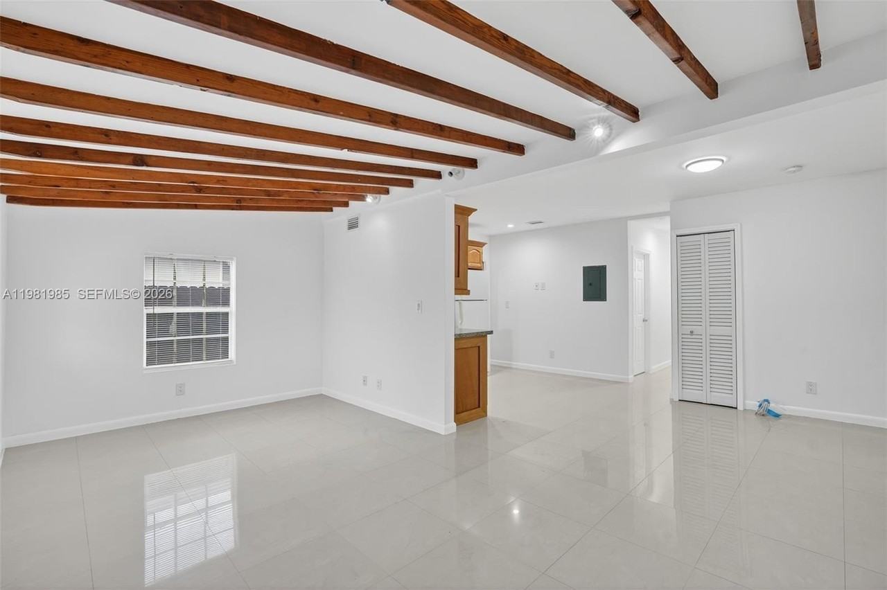 6761 Sw 13th Ter #1 - Photo 5 of 23