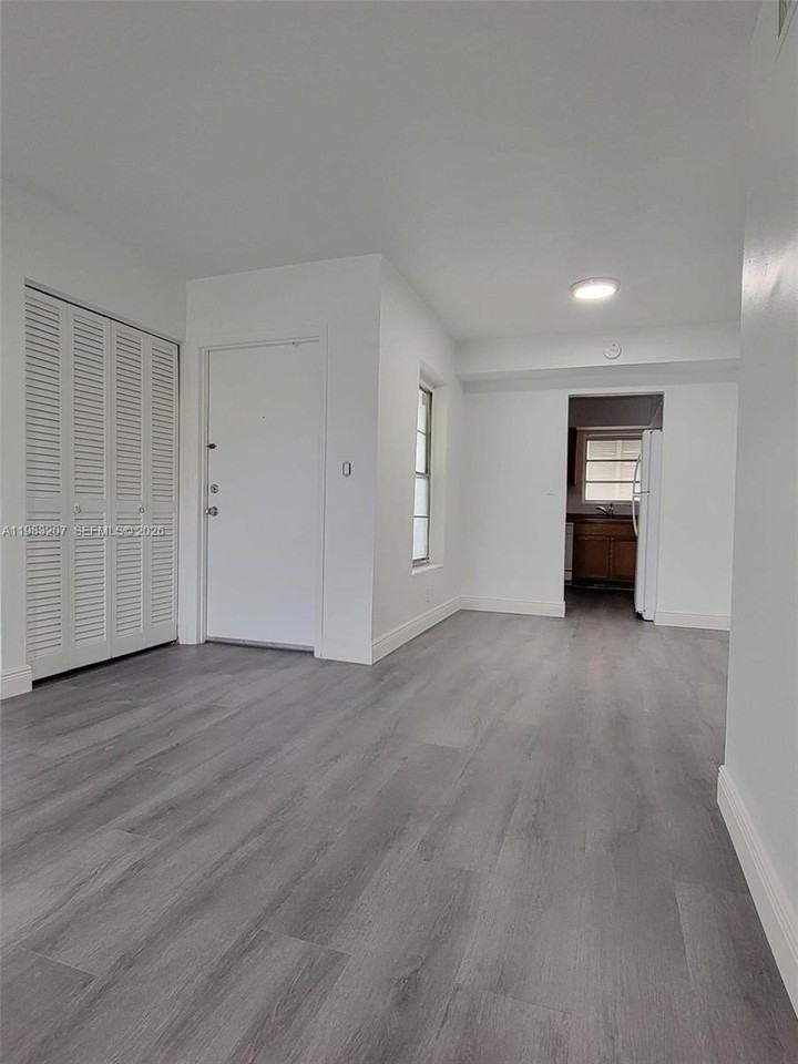 7610 Sw 82nd St #J207 - Photo 4 of 13