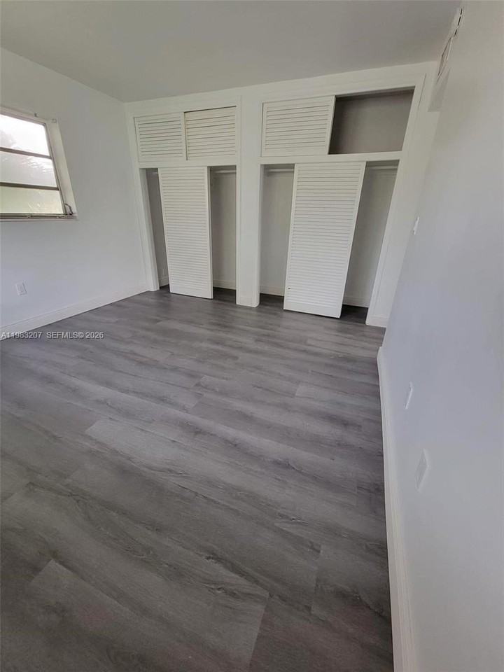 7610 Sw 82nd St #J207 - Photo 6 of 13