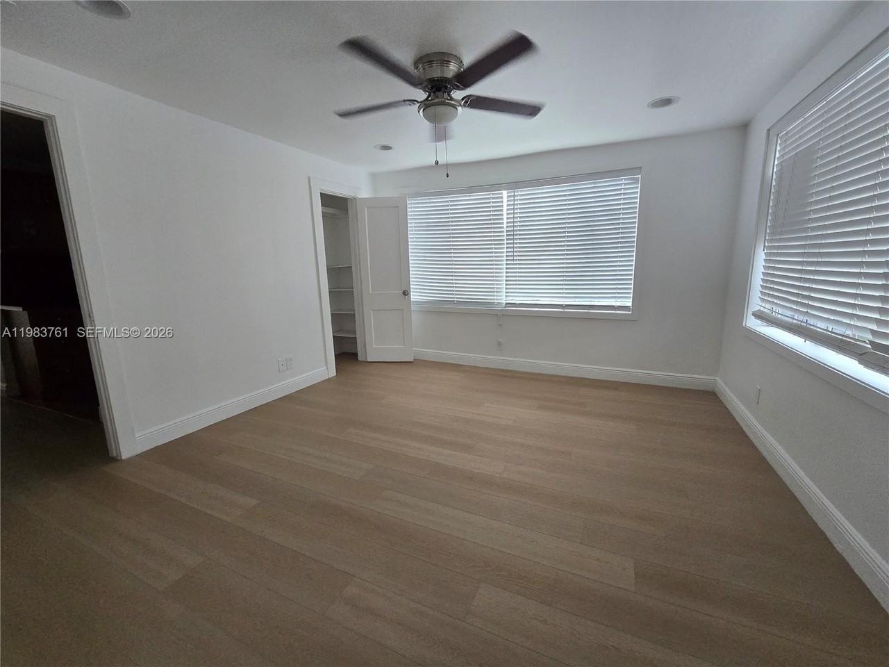 223 S 17th Ave #2 - Photo 6 of 10