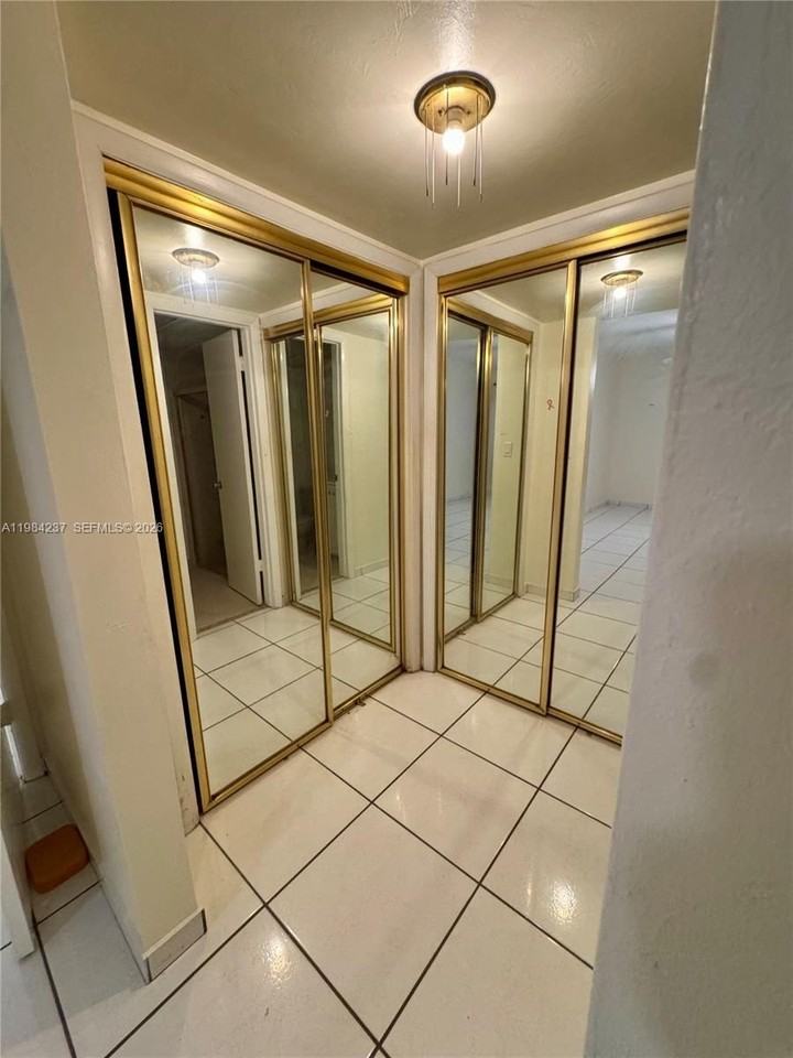 11234 Sw 169th St - Photo 7 of 10