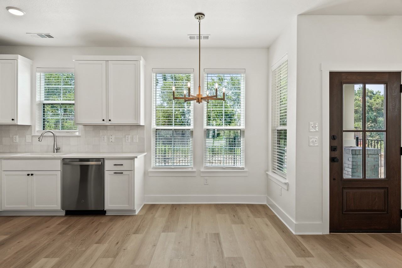 602 Mercado St #602 - Photo 5 of 29