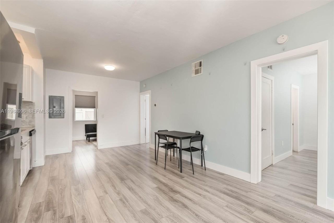 1275 Marseille Dr #35 - Photo 4 of 21