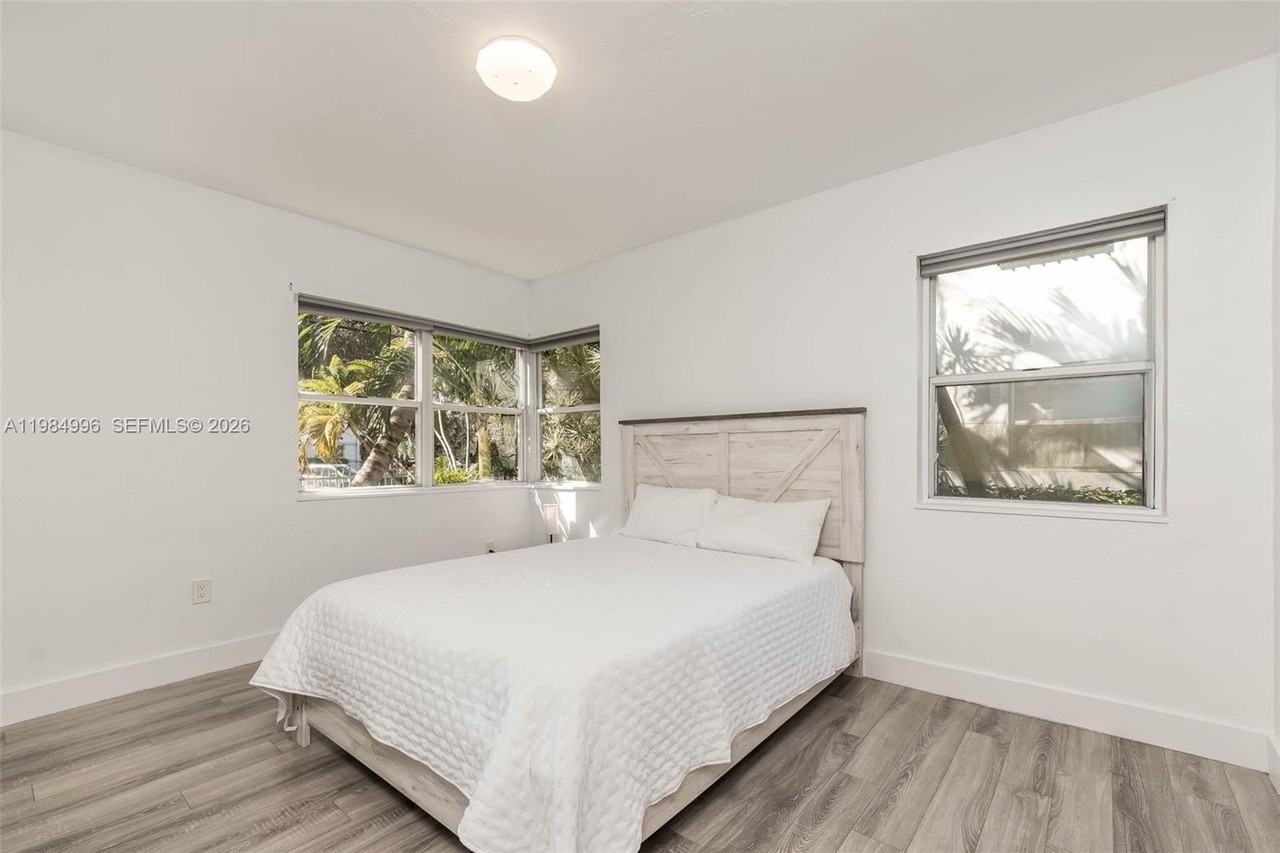 1275 Marseille Dr #35 - Photo 5 of 21