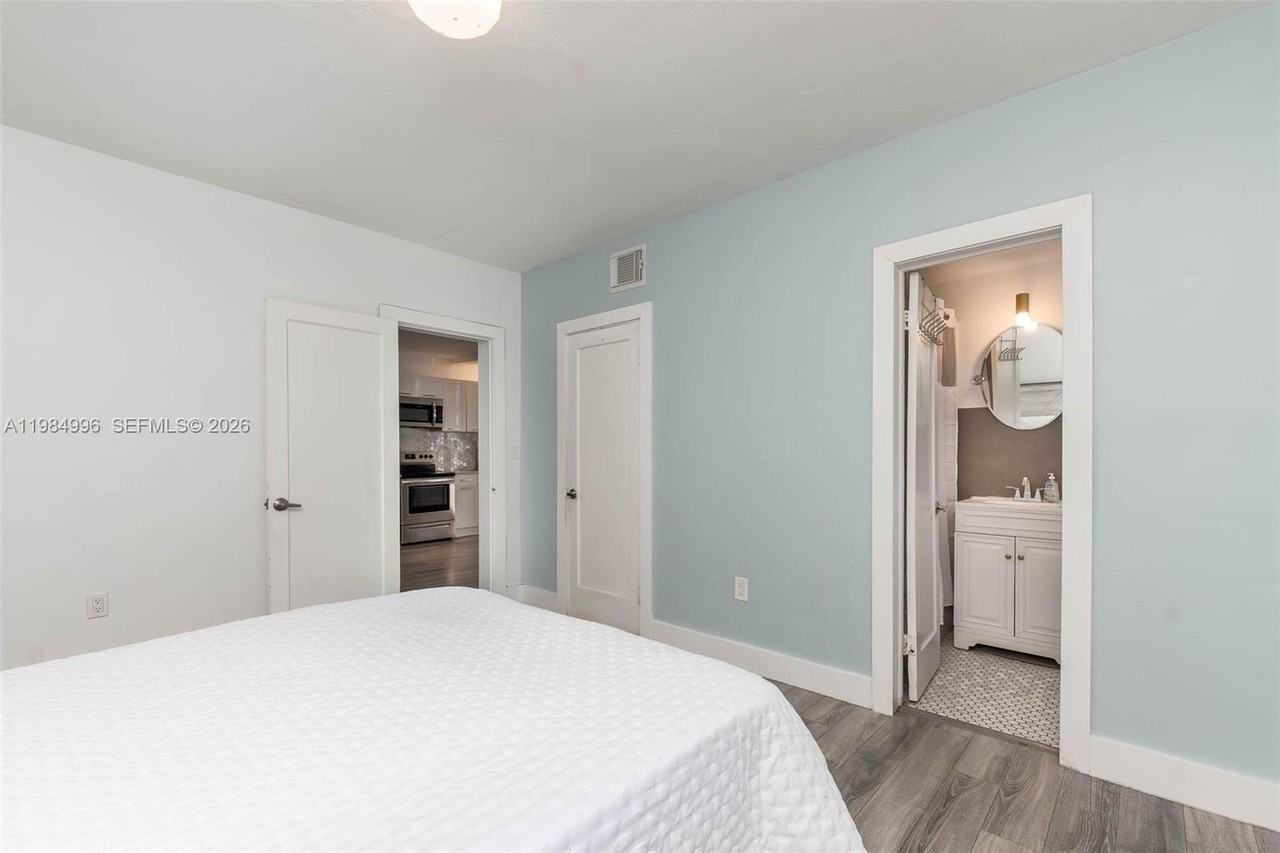 1275 Marseille Dr #35 - Photo 7 of 21