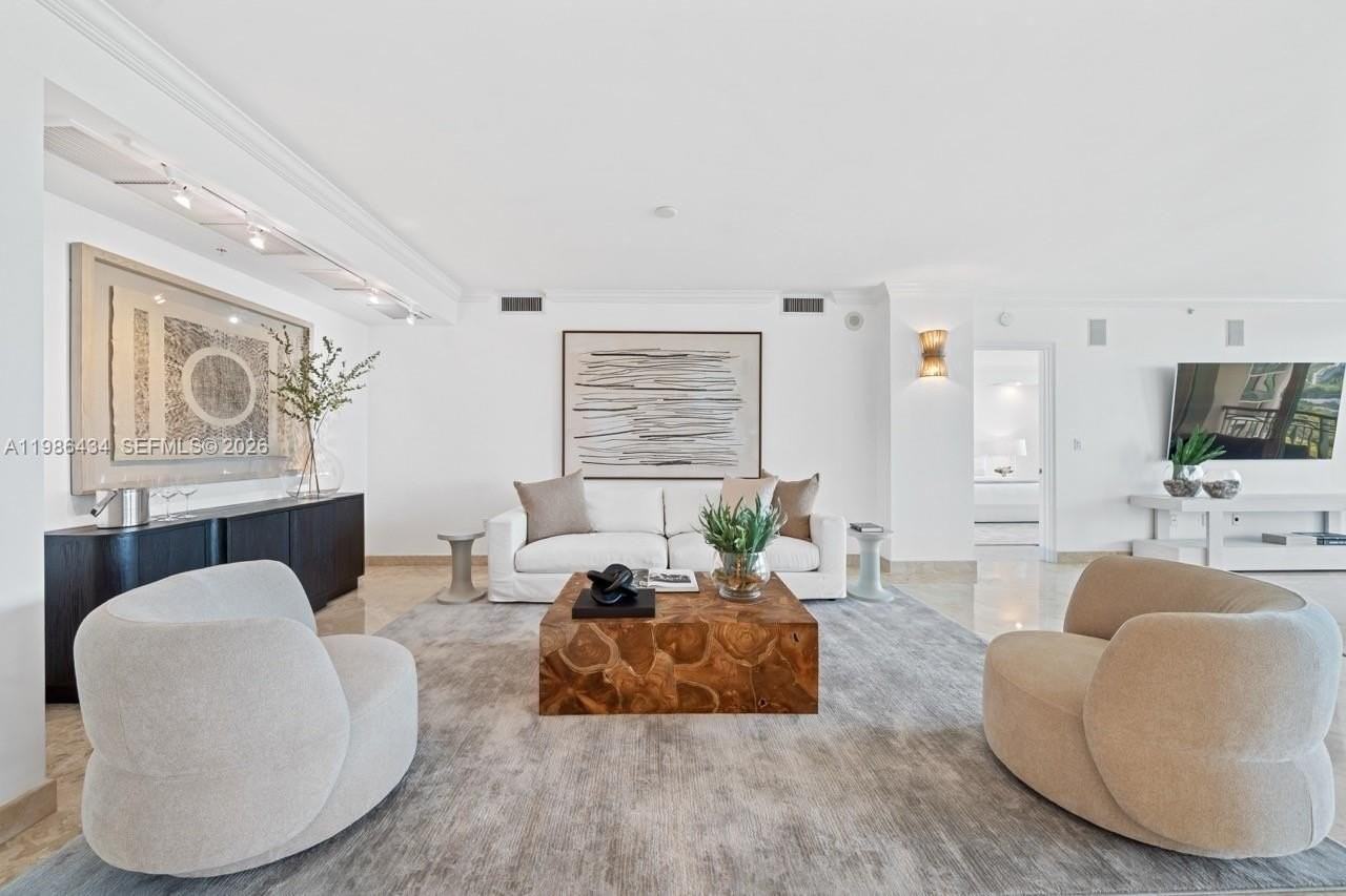 3400 Sw 27th Ave #1805 - Photo 6 of 40