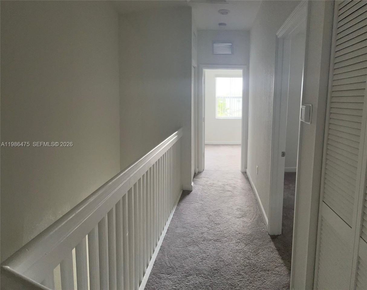 2672 Se 19th St - Photo 7 of 7