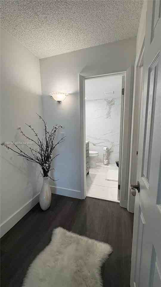 299 Nw 52nd Ter #PHX - Photo 5 of 29