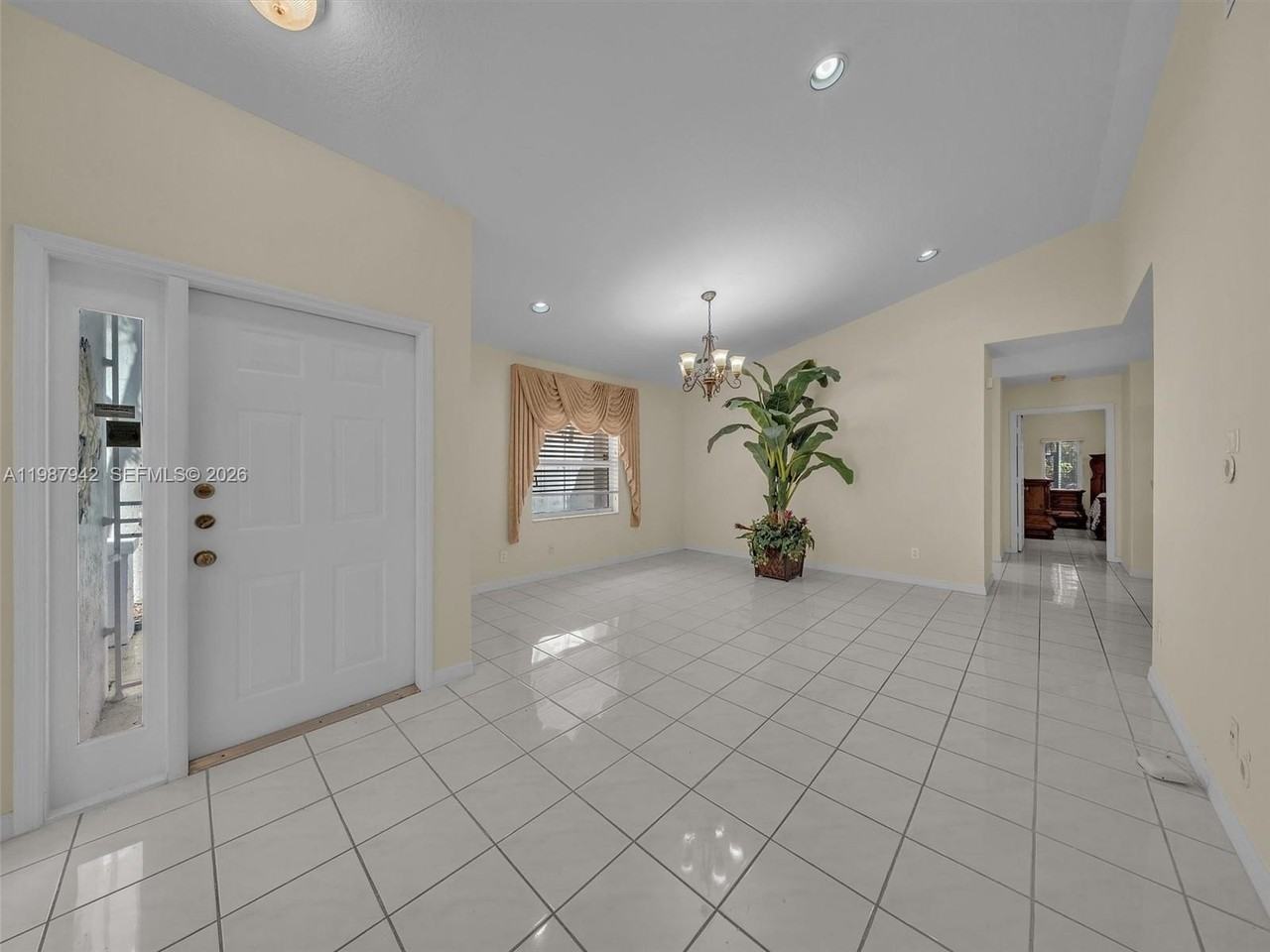 12345 Nw 1st St - Photo 3 of 30