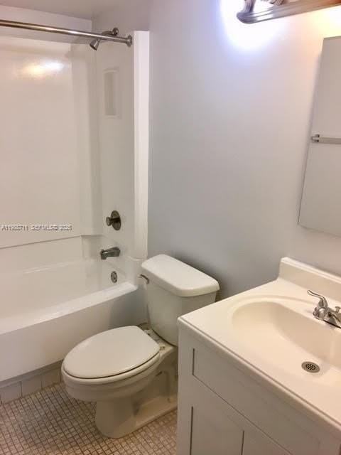 14221 N Kendall Dr #206C - Photo 6 of 6