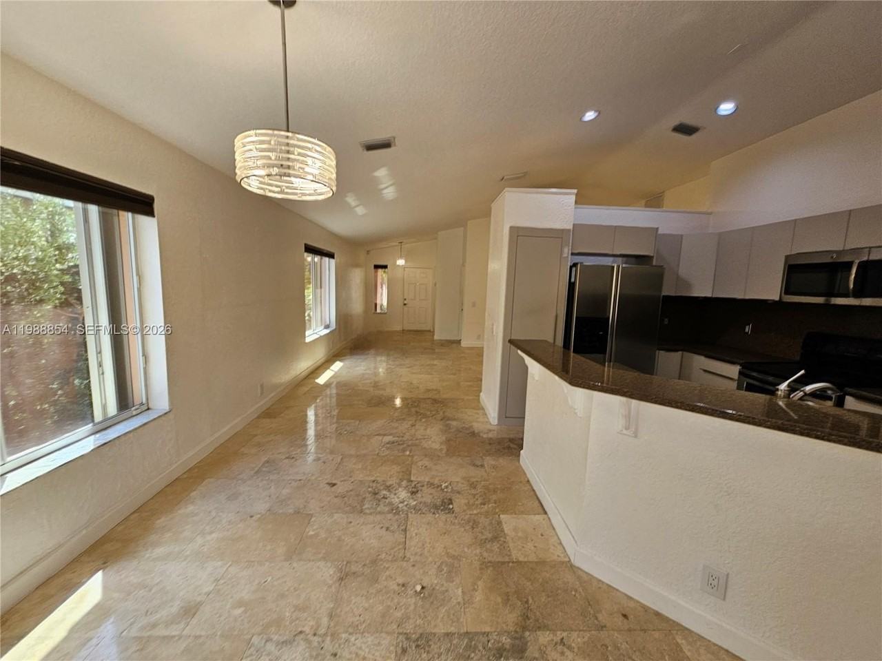 4279 Greenbriar Ln - Photo 6 of 50