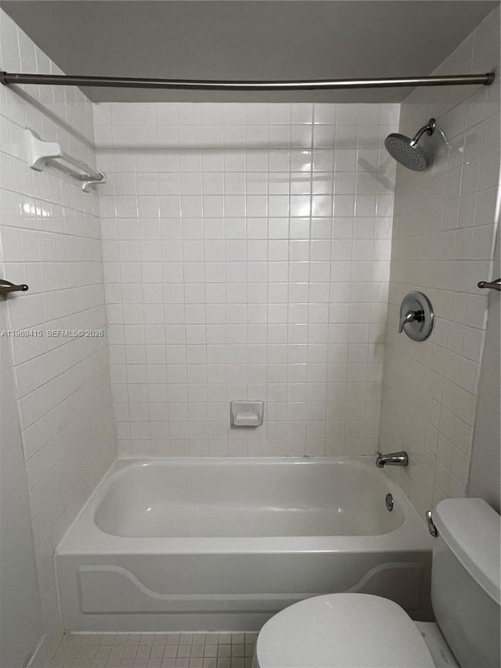 5705 Sunset Dr #5705 - Photo 5 of 6