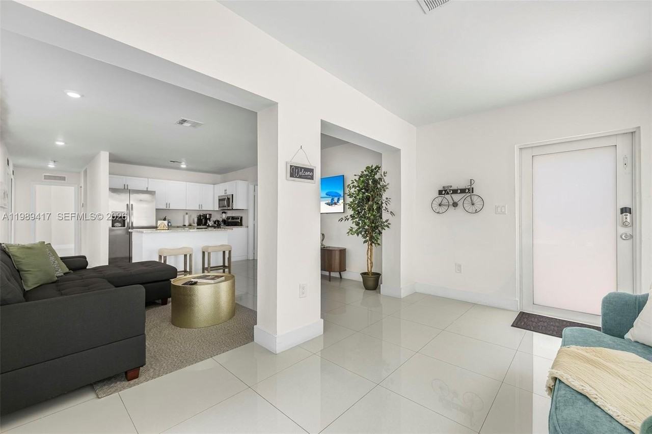 1924 Sw 20th St #0 - Photo 6 of 50