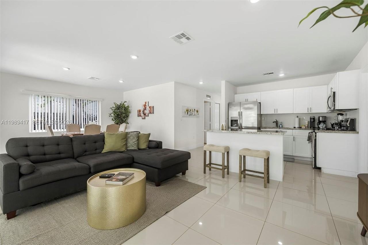 1924 Sw 20th St #0 - Photo 7 of 50