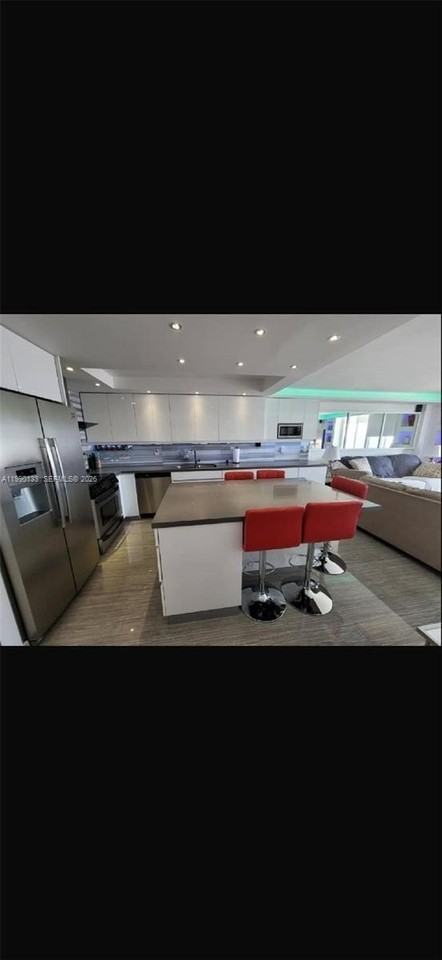 401 Ocean Dr #1124 - Photo 3 of 7