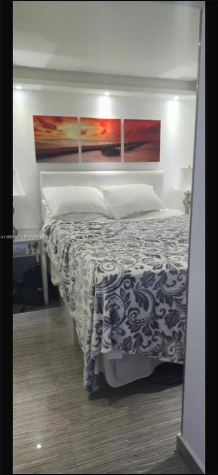 401 Ocean Dr #1124 - Photo 7 of 7