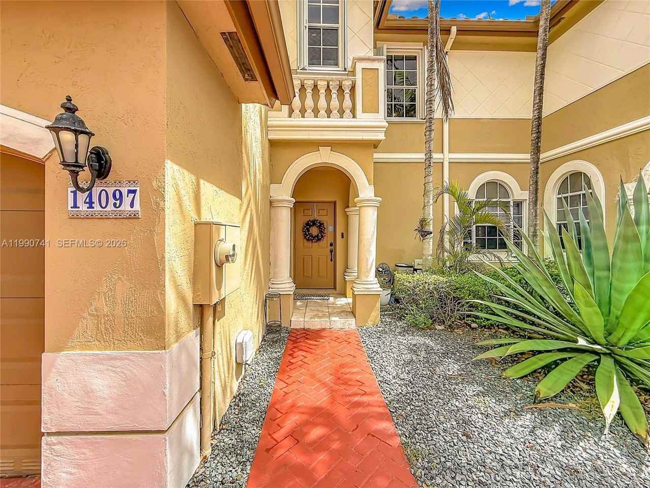 14097 Sw 51st Ln #14097 - Photo 4 of 36