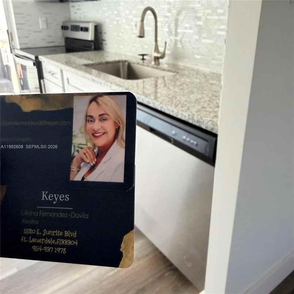 7500 Nw 5th Pl #204 - Photo 5 of 10